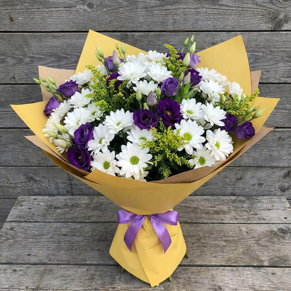 Букет цветов из: Ирисы, Хризантемы и Ромашки в Дагомысе