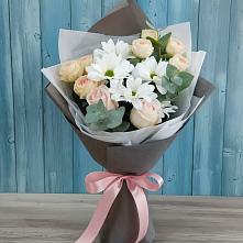 Букет цветов из:  Хризантемы и Розы #REPLACE_PRED# Дагомысе