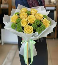 Букет цветов из:  Хризантемы и Розы в Дагомысе