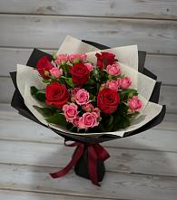 Букет цветов из:  Розы в Дагомысе