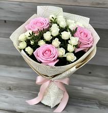 Букет цветов из:  Розы в Дагомысе