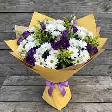 Букет цветов из:  Ирисы, Хризантемы и Ромашки #REPLACE_PRED# Дагомысе