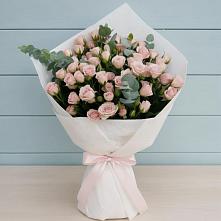 Букет цветов из:  Розы в Дагомысе