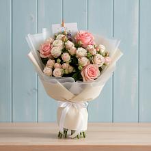 Букет цветов из:  Розы в Дагомысе