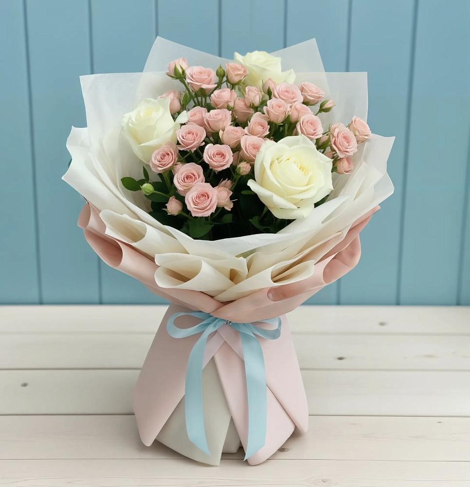 Букет цветов из: Розы в Дагомысе