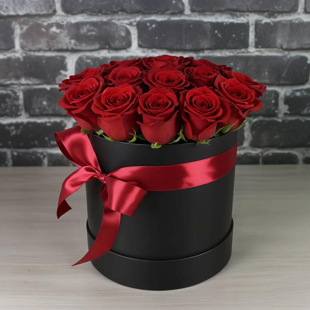 Цветочная композиция из Розы в шляпной коробке в Дагомысе